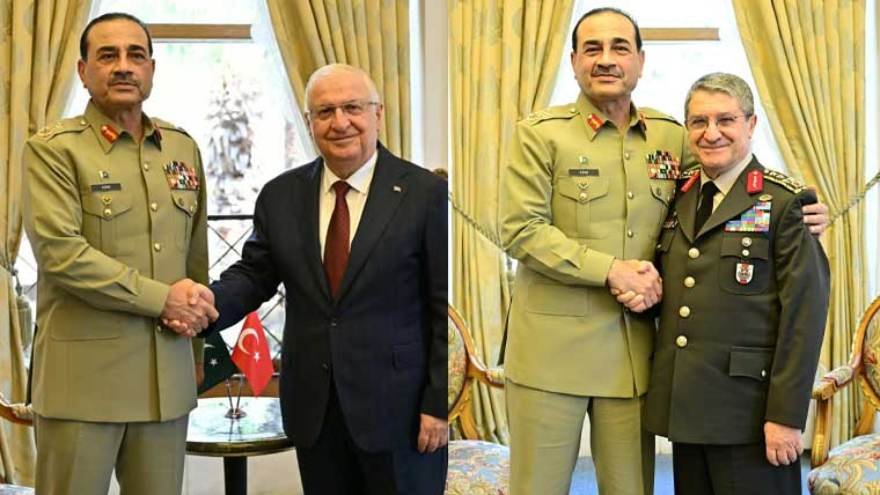Top Pakistani military commander meets senior Saudi and Turkish officials separately