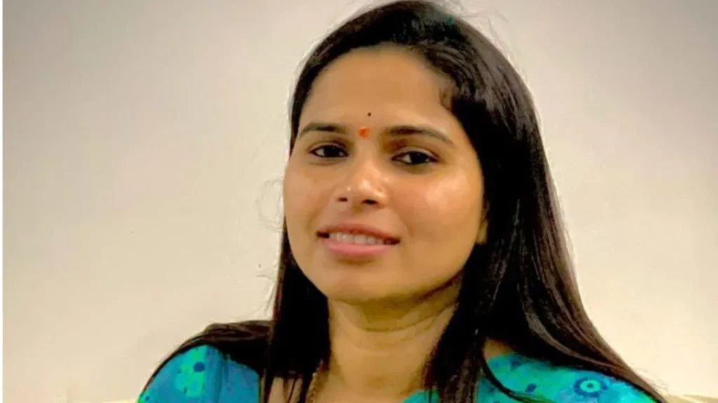 “दूसरी चूक भारी पड़ी: सपा से बाहर हुईं विधायक पूजा पाल, अखिलेश यादव ने दिखाया सख्त रुख”