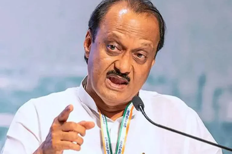  पॉलिटिक्स