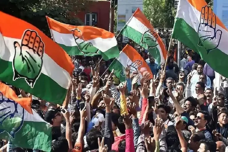  पॉलिटिक्स