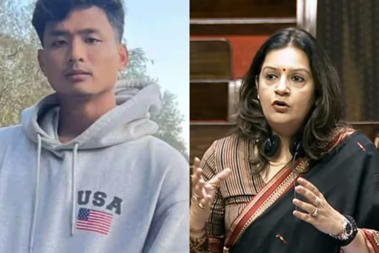  पॉलिटिक्स