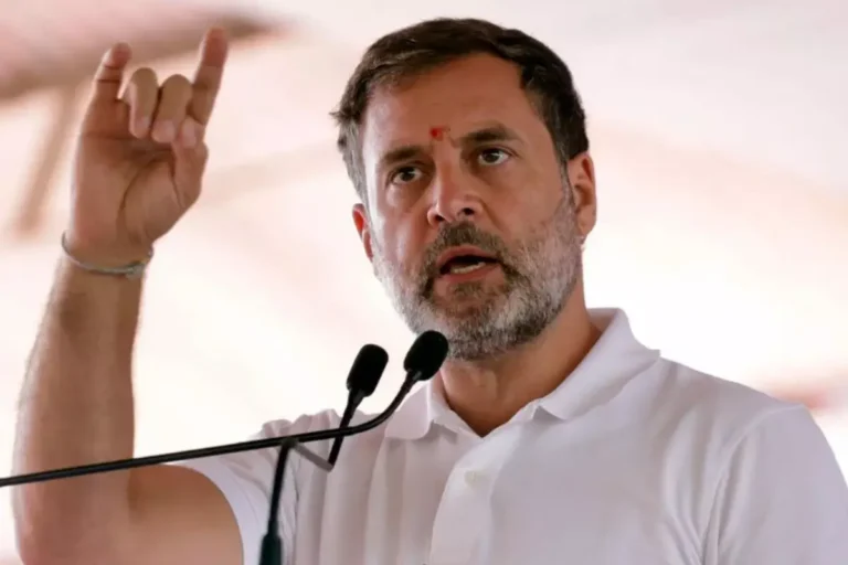  पॉलिटिक्स